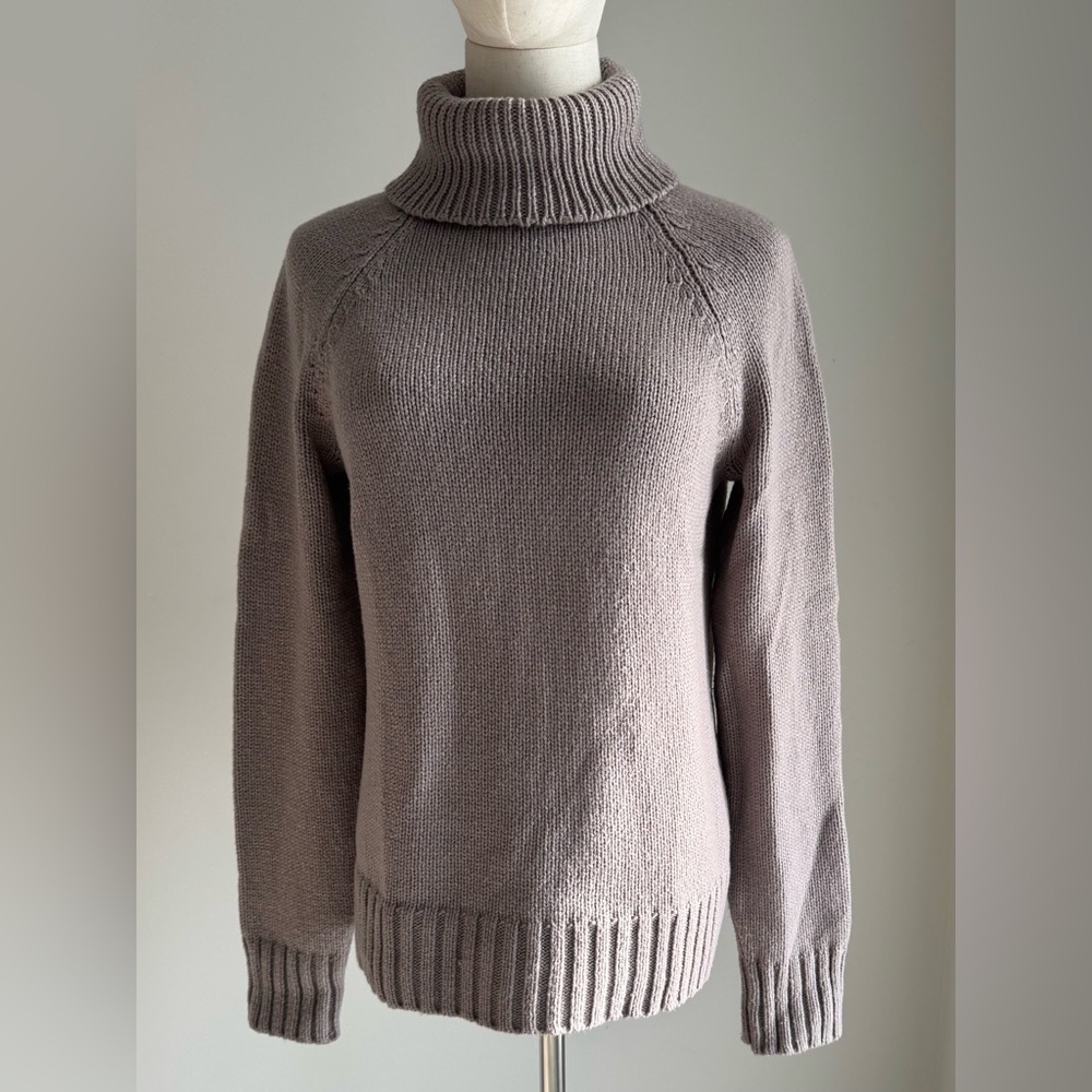 tentree Women's Cowl Neck Sweater‎ - Light purple